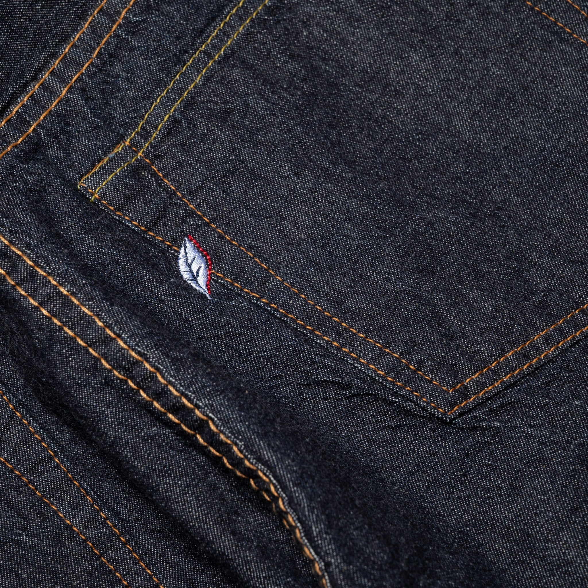 1182-019 10oz Selvedge Denim Relaxed Tapered - Indigo x Natural White