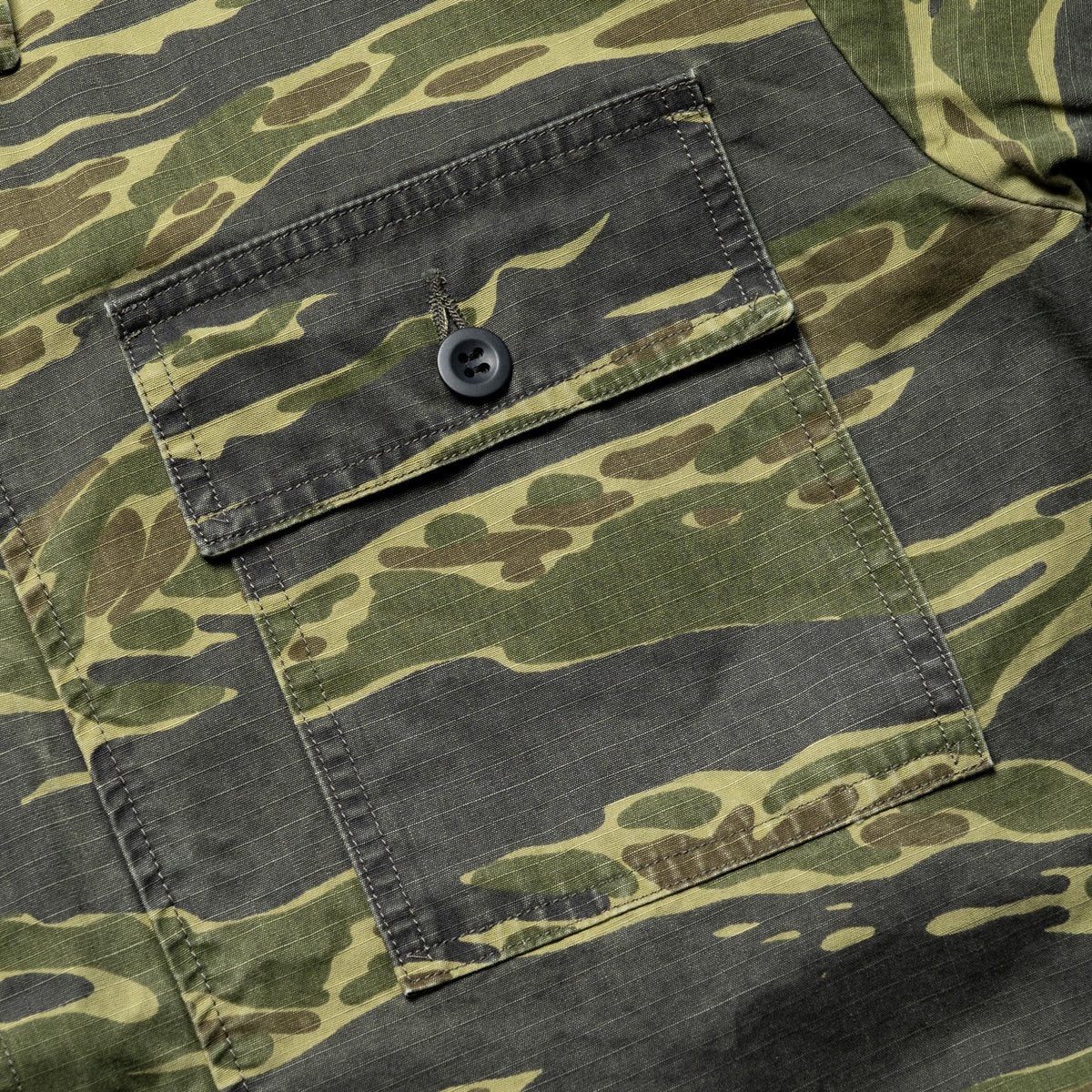 Utility Short Sleeve Shirt Jacket - Tiger Camo
