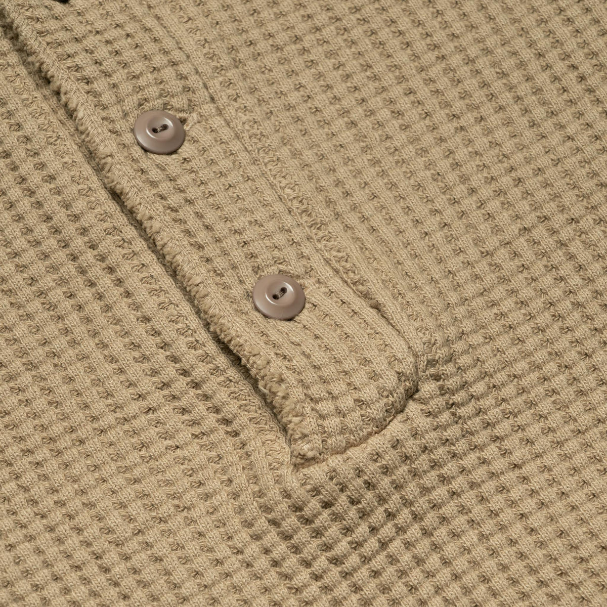 Big Waffle Henley - Sand